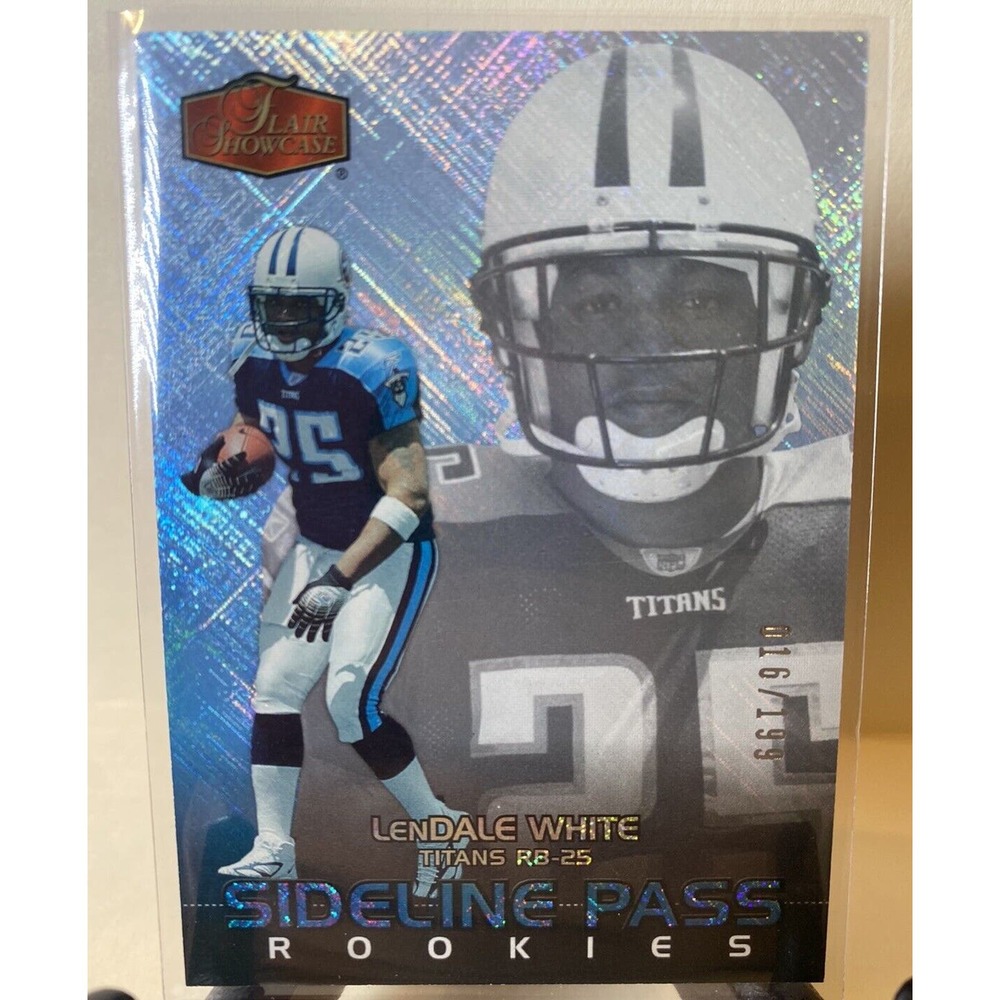 2006 Flair Showcase Football Card #236 LenDale White Rookie NFL Titans